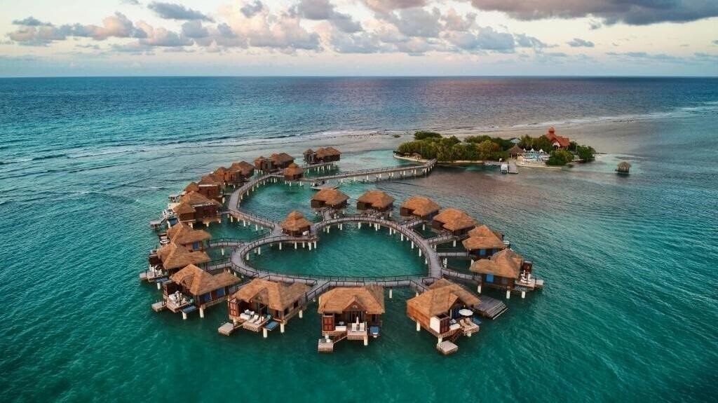 Готель Sandals Royal Caribbean 5*