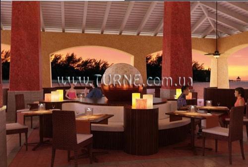 Готель Secrets St. James 5*