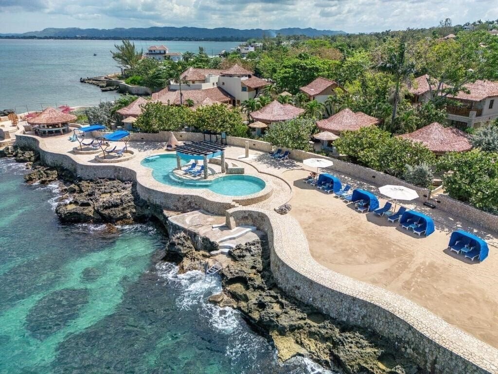 Готель Ocean Cliff 3*