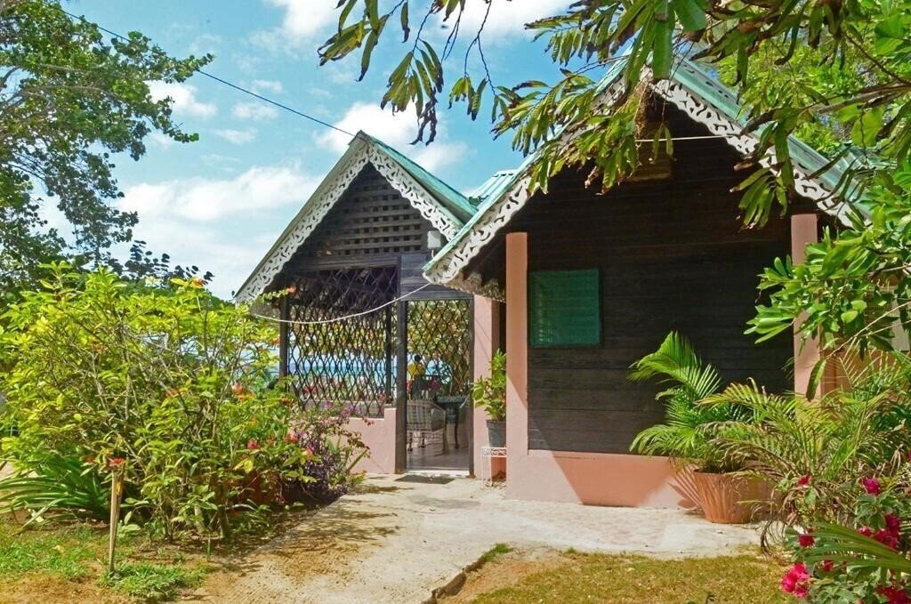 Зображення Firefly Beach Cottages & Suites 3*