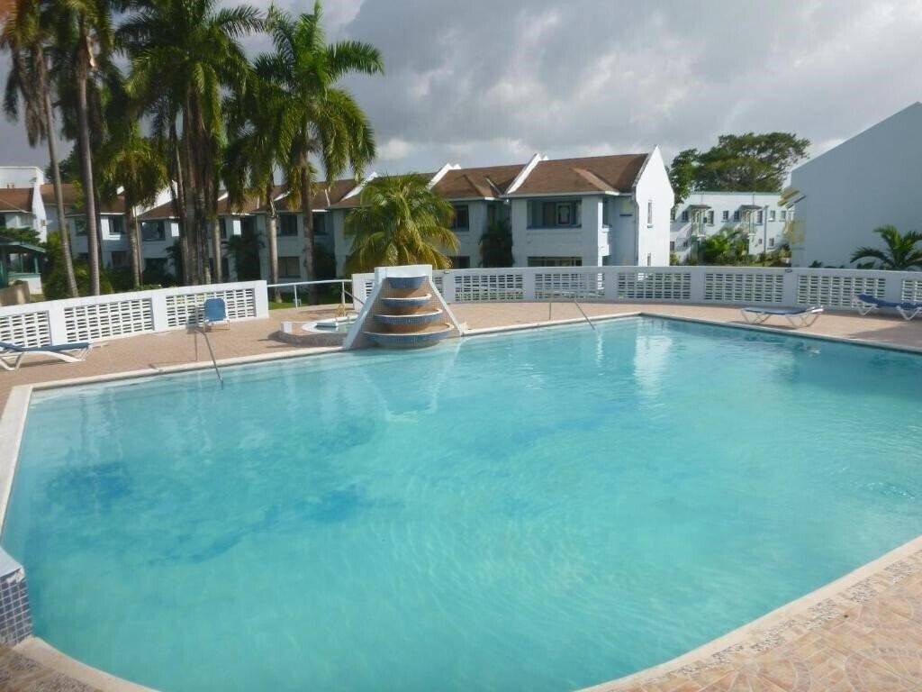 Фотографія Point 3*