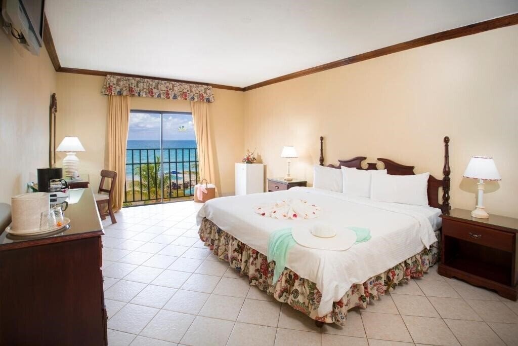 Картинка Rooms On The Beach Negril (ex. SuperClubs Rooms on the Beach Negril) 3*