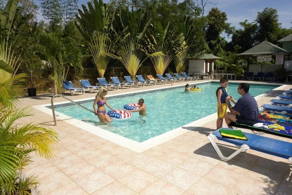 Фотографія Legends Beach Resort 3*