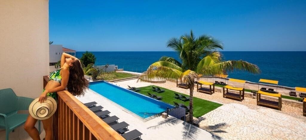 Готель Samsara Cliff Resort 3*