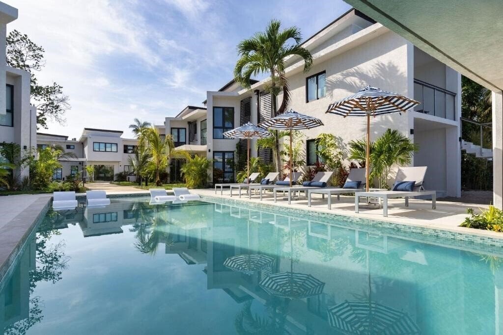 Отель Negril Footeprints Hotel 3*