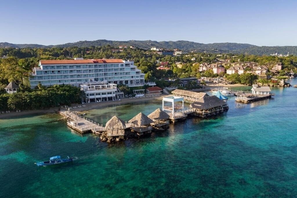 Фотографія Sandals Ochi Beach Resort 5*
