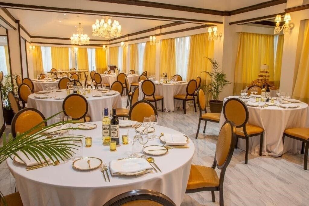 Фото Sago Palm Hotel 4*