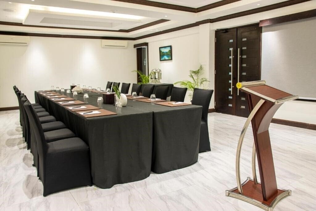 Изображение Sago Palm Hotel 4*