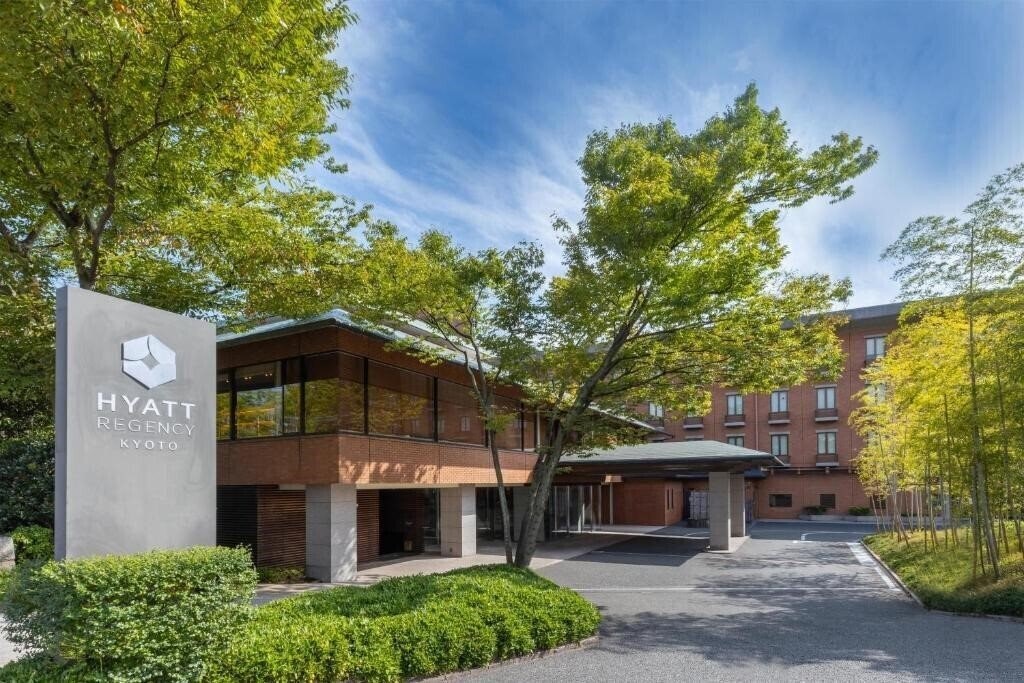 Готель Hyatt Regency Hotel Kyoto 5*