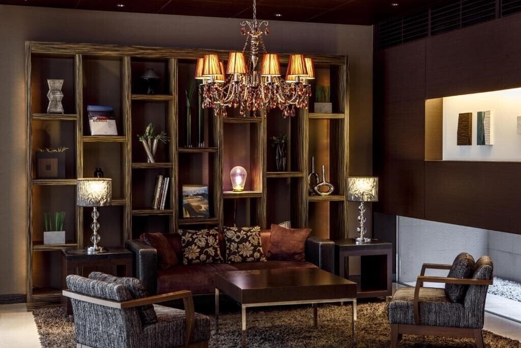 Готель Brighton City Osaka Kitahama 3*