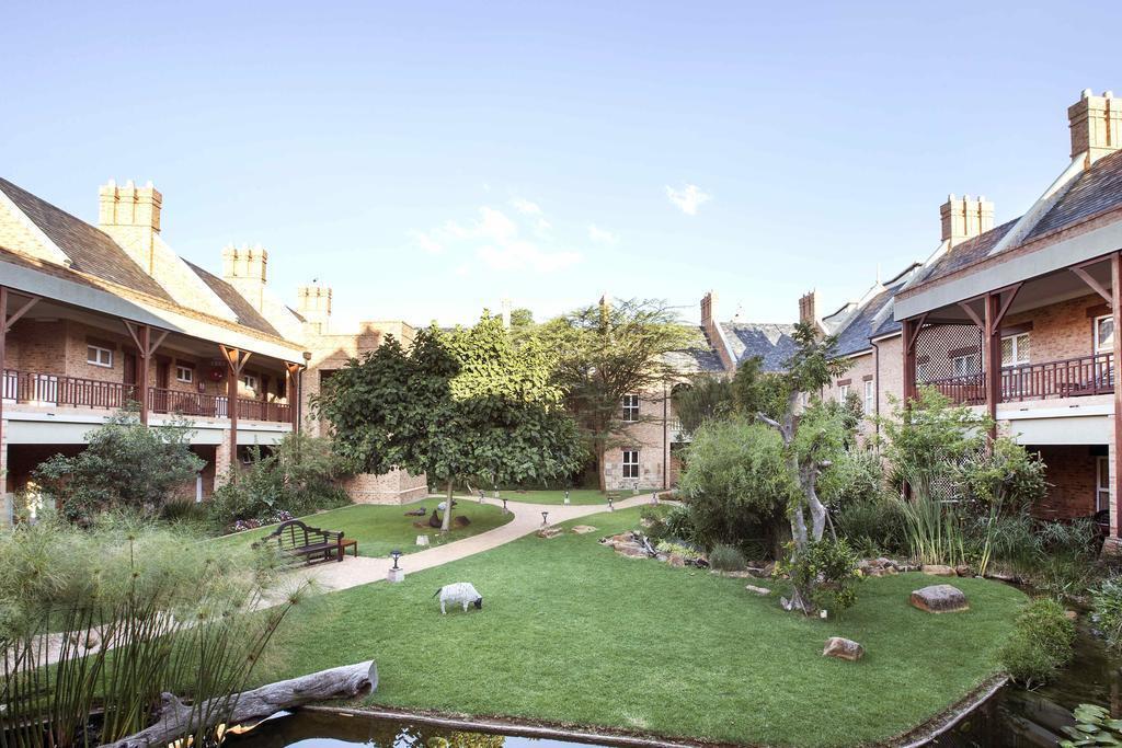 Отель Faircity Quatermain Hotel 4*