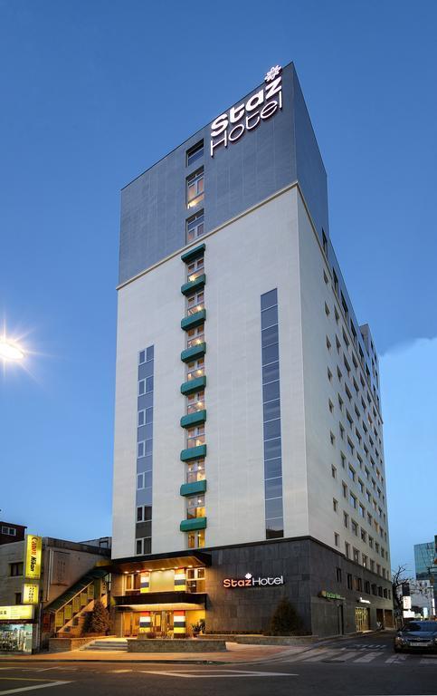 Фото Staz Hotel Myeongdong 3*