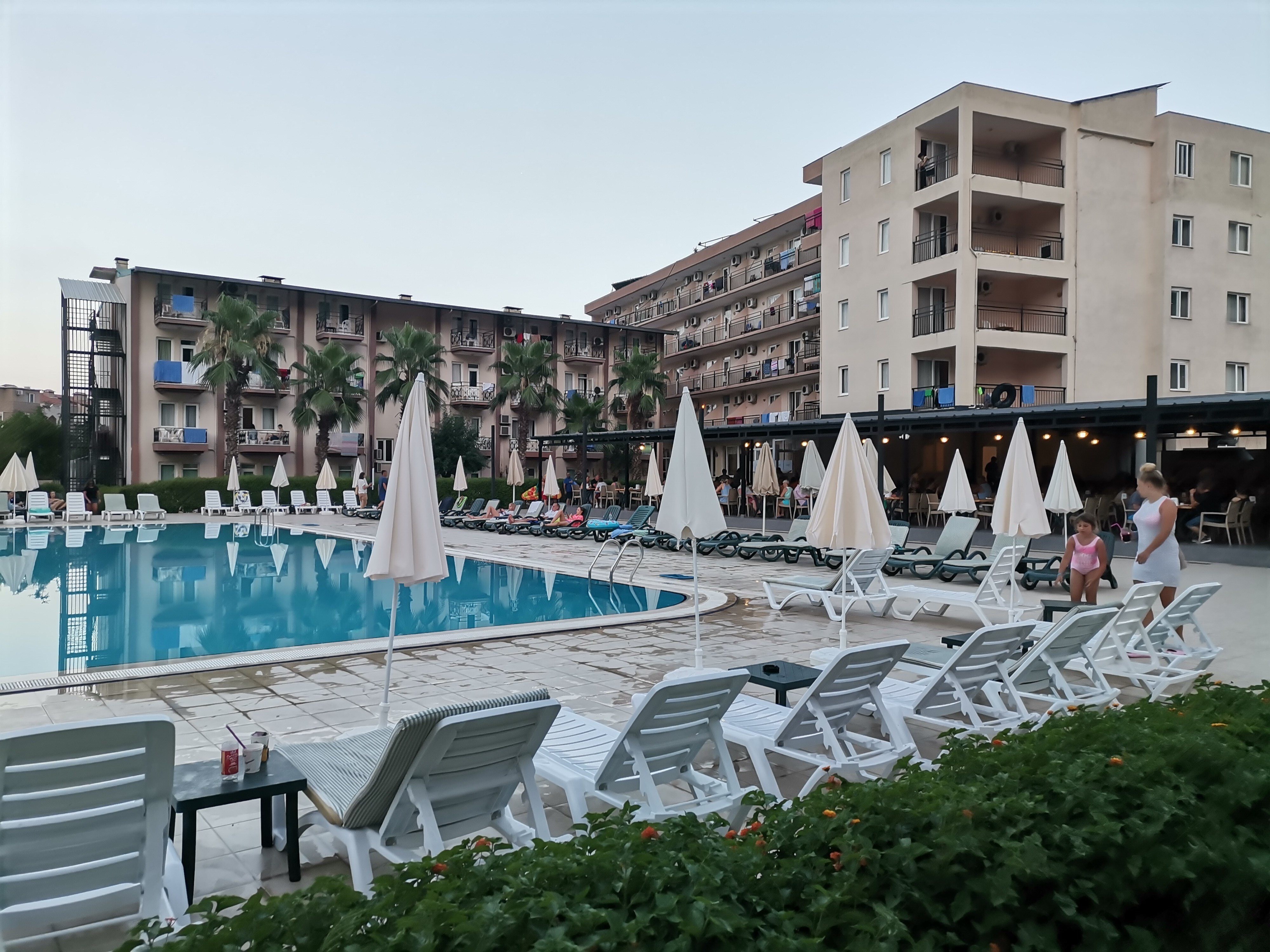 Castle park бельдиби. Garden park beldibi hotel фото. Garden park beldibi hotel 4. Отель larissa кемер. Garden park beldibi hotel 4 турция кемер.