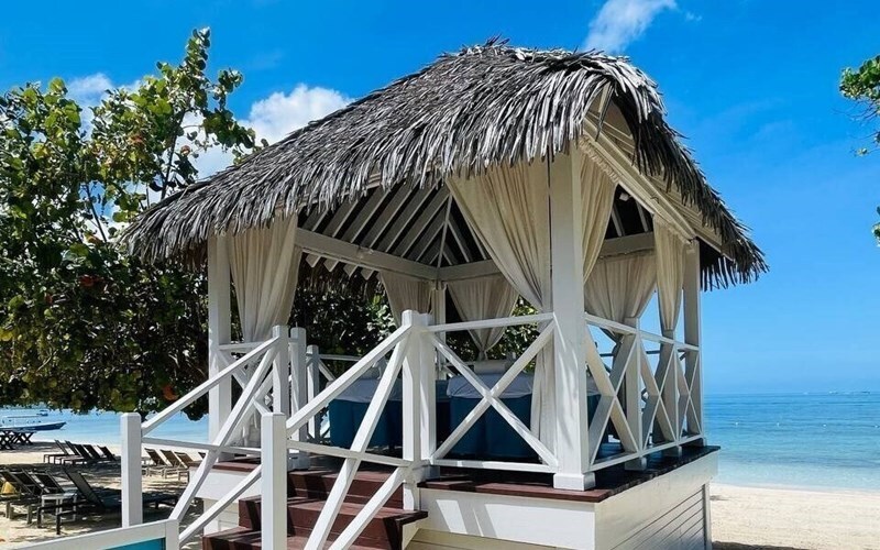Готель Azul Beach Resort Negril By Karisma 5*