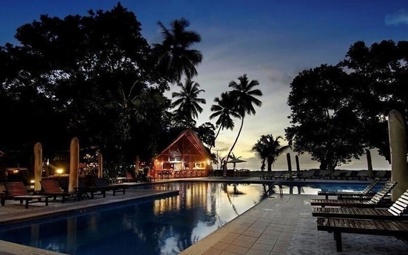 Готель Berjaya Beau Vallon Bay 3*
