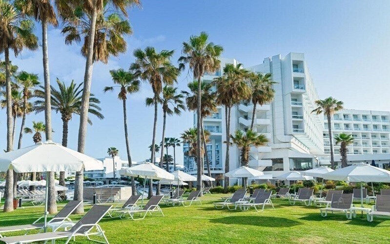 Готель Leonardo Plaza Cypria Maris Beach Hotel & SPA 4*